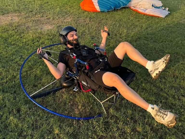 Fell on my back in a turtle position Salam Waddah stuck in a turtle position